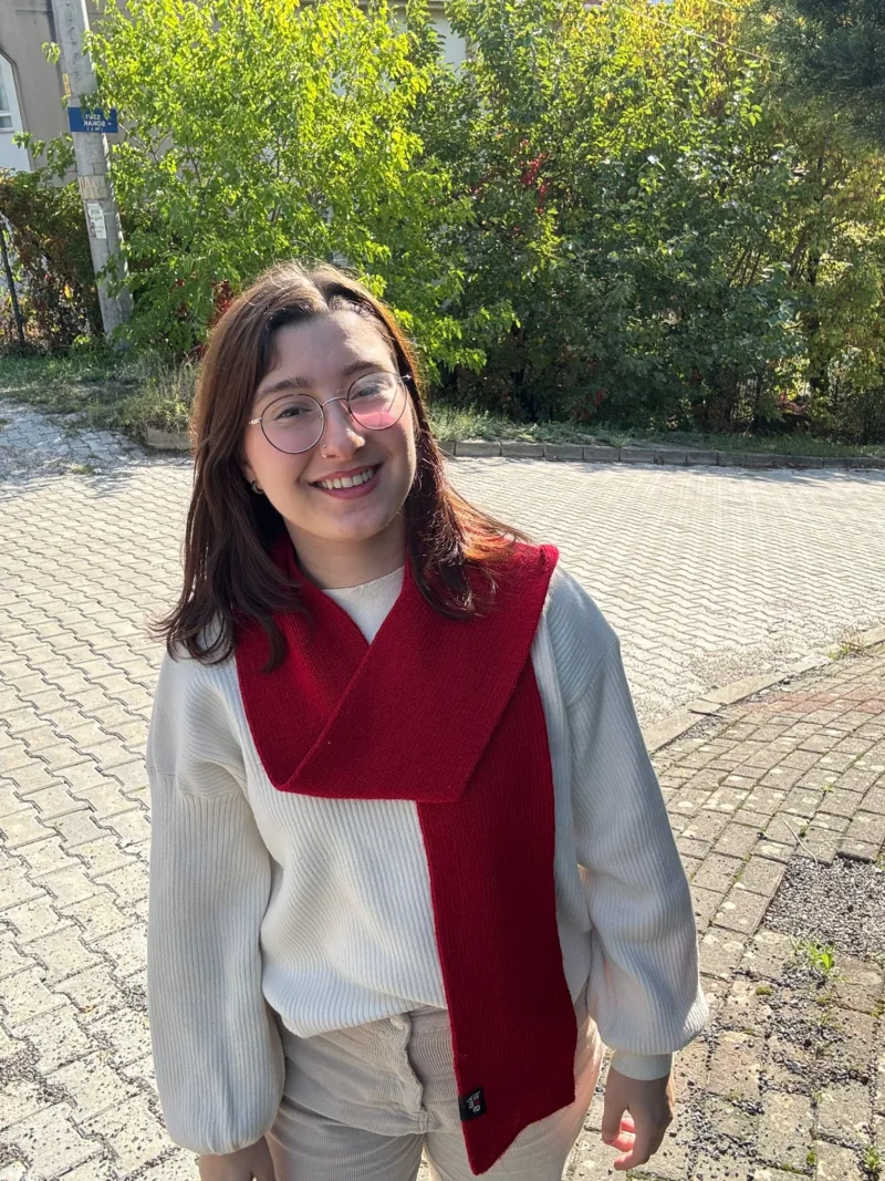 Bayrak Kırmızısı Atkı